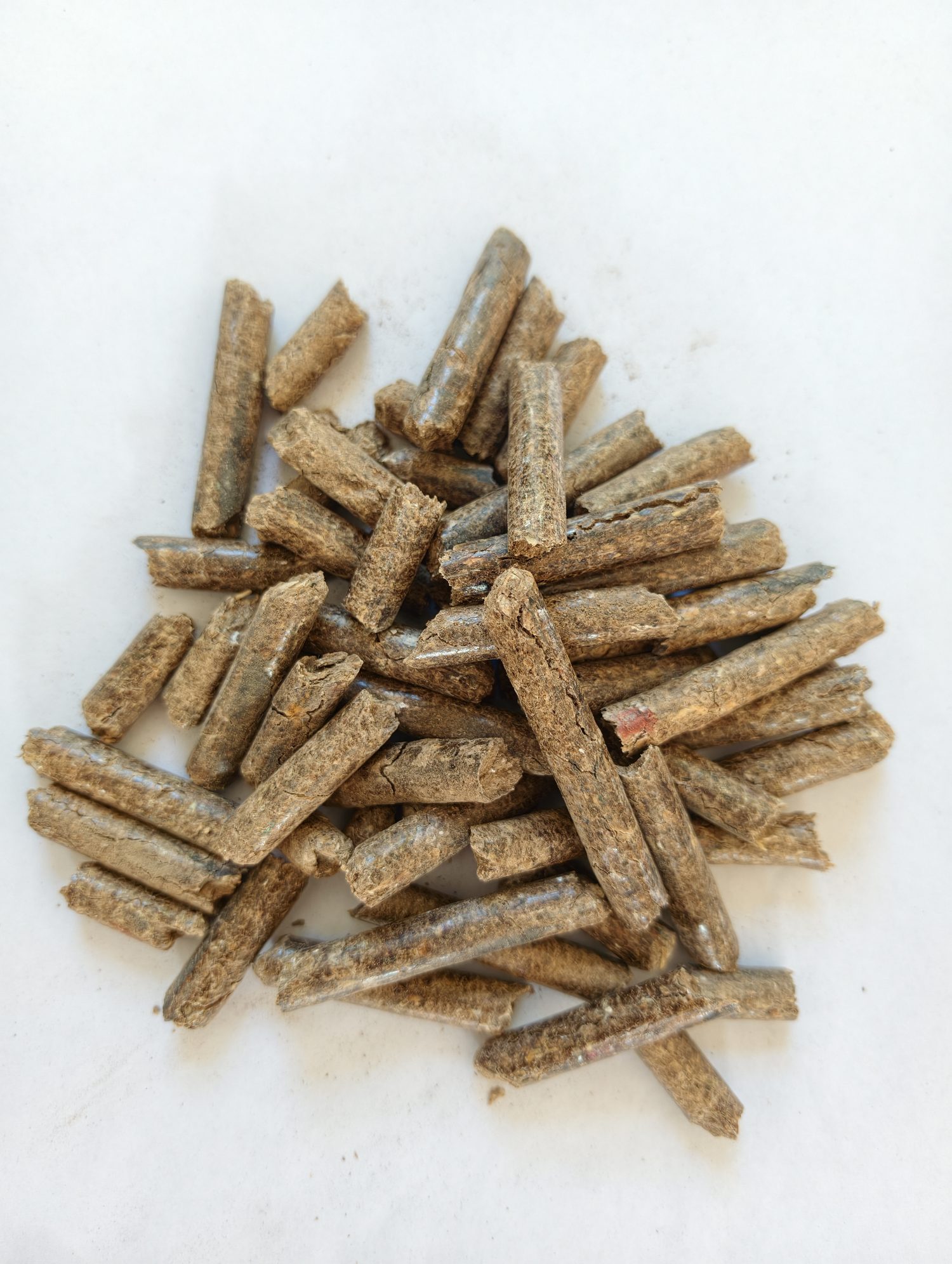 Grade C mixed wood biomass pellet product
